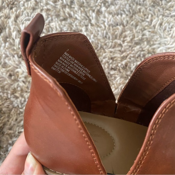 NWT Universal Thread brown/tan leather cut down with heel boho booties size 7 - Picture 6 of 7